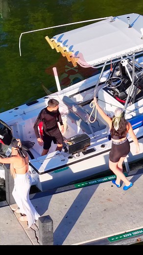 Captain goes NUTS 😡😤 #boatlife #boatramp #boat #boating #onlyindade #miamibeach #onlyinflorida #fail #boatrampfails #boatfail #miami | PirateCaptures