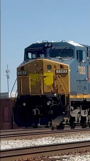 EX-CSX Dash 8-40C GE Locomotive Trains, Old Conrail Locomotives, Rare Catch, Still In CSX Colors