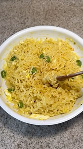 Egg drop chicken ramen recipe #easyrecipe #quickrecipes #food #viraltiktok #ramen #ramennoodles #ramenlover | By Nay A