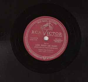 Boston Pops Orchestra, Arthur Fiedler - Look Sharp - Be Sharp / Candlelight Waltz