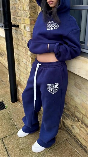 Stylish Tracksuit Outfit Ideas for Any Day