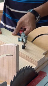 439K views · 2.6K reactions | Woodworking Toolstips and Tricks For Table Saw Jig #jig #tricks #hacks #tips #woodwork #woodworking | Woodworking Crafty | Facebook