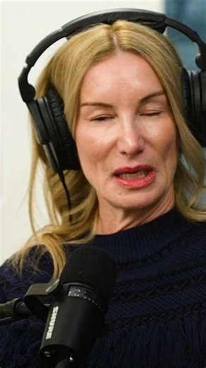 Humble brag 🏅 #podcast #fyp #SeeHerGreatness #podcastclips #funnypodcast #springbreak #middleagedwomen #podcastrecommendation #2020 #karensgoingwild #karensoftiktok #pregnant #pregnantlife #pregnantti | Katherine Bennett