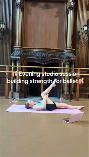 Turnout Training for Ballet Dancers #shorts