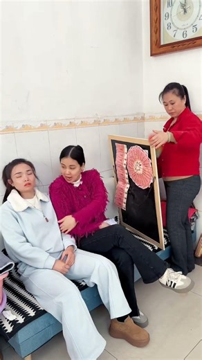 마을 사람들의 짧은 웃음 😂 #코메디 #재미있는 #단편영상