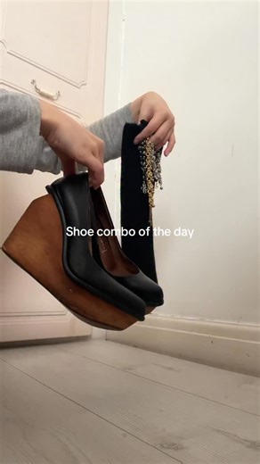 ↝ Mayberry ↜ on Instagram: "Anklets from shopmayberry.com #shopmayberry #mayberry #anklets #ootd #chainmail"