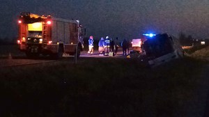 Árokba borult egy busz Székkutasnál ➡ https://tinyurl.com/yc3y4wwt | Delmagyar.hu