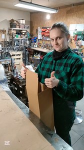 Prepare the package with the Poker Armory team! 🚀📦 #sword #swords #saber #feder #federschwert #pokerarmory #fechtberg #schwertkampf #sidesword #handmade #Hema #historicalfencing | Poker Armory