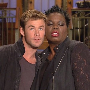 Chris Hemsworth & Leslie Jones Get Cozy in Her First SNL Promo—Watch the Video!