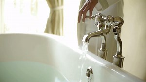 Quand l'air et l'eau se rencontrent... Découvrez notre nouvelle gamme de chauffe-eau thermodynamiques Bosch. Une technologie dans l'air du temps ! http://bit.ly/2f3tbQw | Bosch Home Comfort