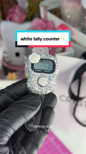 Cute Color Combinations and Lovely Pearls