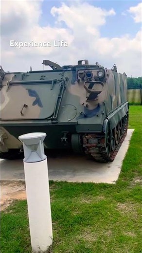 #DreamTrackAI This is the M113A1 APC of the US Army