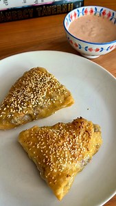 Josh Gale on Instagram: "Rice Paper Big Mac Pocket 🍔🍔 Follow @thechefoutwest AND comment MAC and I’ll send the recipe straight to your inbox. Say goodbye to those McCravings! These CRISPY Big Mac pockets will satisfy all your burger needs. They are so fun, so DELISH and so easy to make. I’m obsessed with the way the rice paper gets crispy on the outside and super chewy on the inside. Tag a Big Mac lover and let me know in the comments what filling we should try next for these pockets. #easyrec