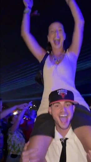 I literally went into the crowd right after I got off stage cuz I love frolicking in the trenches