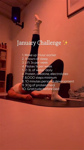 Lift with Lauren | Strength Training • Fat Loss Coach on Instagram: "January challenge is here 🤍 Simple, at-home strength + Pilates workouts to help you feel stronger, more energized, and back into a routine. Show up for 3–5 workouts a week with me, and over the next couple months you’ll start feeling better from the inside out -stronger, more confident, and more consistent. 🔗 Link in my bio to join the 3 week Challenge ✨ Starts this Monday -come do it with us! . . . . . #postpartumfitness #fi