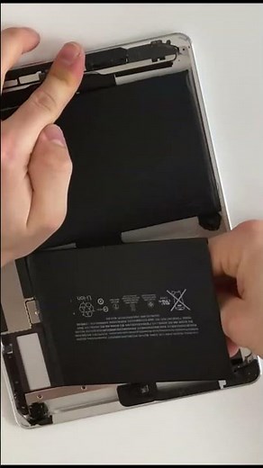 Taking ipad Battery out - DIY At Home Replace Ipad Tablet Battery | How to take out Ipad Battery DIY