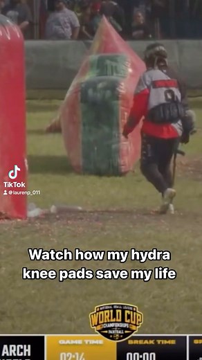 If I wasn’t wearing my hydra knee pads I wouldn’t have survived this tumble so go order them today 👯👯👯‍♀️👯‍♀️👯‍♀️ . . | Lauren Salinas