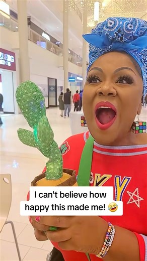 Vocal Coach Gets SURPRISED By SINGING CACTUS??!🤣😍🎶 Join today at cherylportermethod.com | Cheryl Porter Vocal Coach