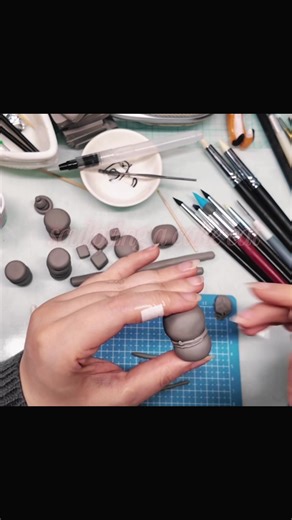 Sculpting an Adorable Cake Cat: Step-by-Step Guide