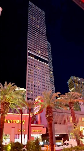 Love the luxurious vibes of the Waldorf Astoria! ❤️ #lasvegas #visitlasvegas #nevada #usa
