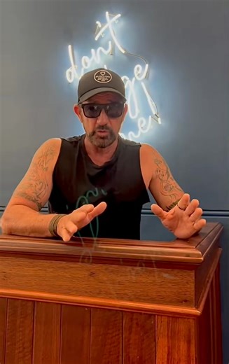 4.8K views · 78 reactions | AC/DC fans check this out! Standing in the very same dock where Bon Scott was sentenced to 12 months detention! @top fans Old Courthouse Ravenswood Hotel Rose Carleo BAND LIVE WIRE - AC/DC Tribute. | LIVE WIRE A Tribute To AC/DC | Facebook