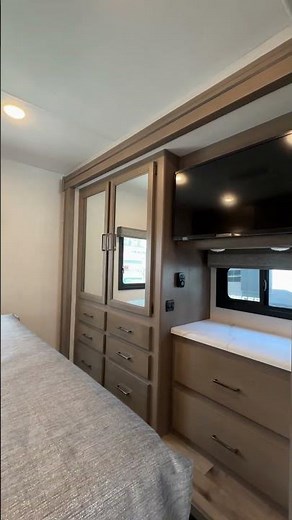 Sneak Peek - 2026 Thor Motor Coach Resonate 32B - Class A Motorhome