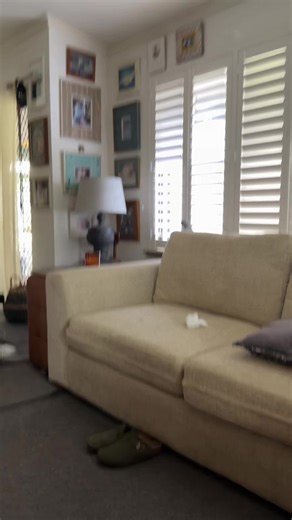 The Importance of Eye Contact in Conversations