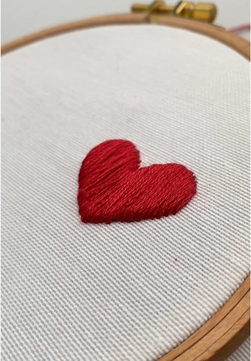 Heart Embroidery Tutorial: Split Back and Satin Stitch