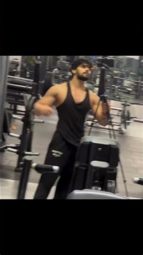 INSANE Body Transformation! 🐘 ➡️ 🦁 | Bulk to Shredded Gym Motivation #Shorts