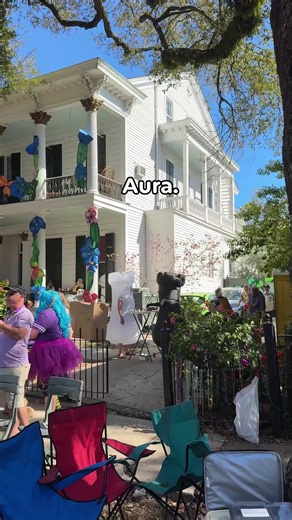 The Enigmatic Aura of Chess Players