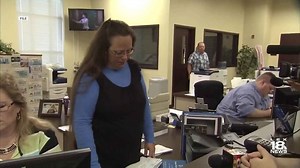 LEX 18 Spanish report for Monday, Nov. 10 with Radio Vida