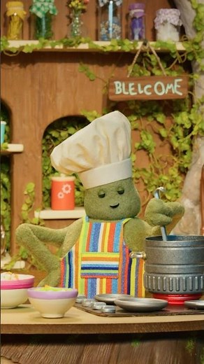 yum! Tiny Chef makes matzo ball soup 😋 #shorts