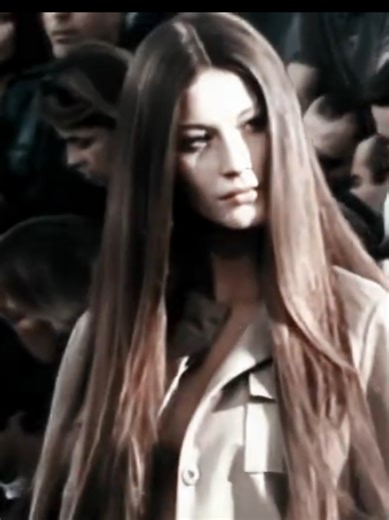 #modleedits #runwaywalk #modleing #giselle #modleedits