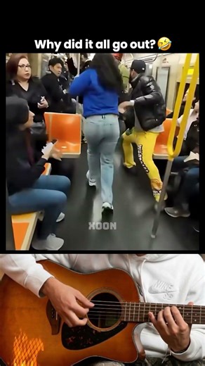 Why did it all go out?😂😂 #funny #guitar #couple