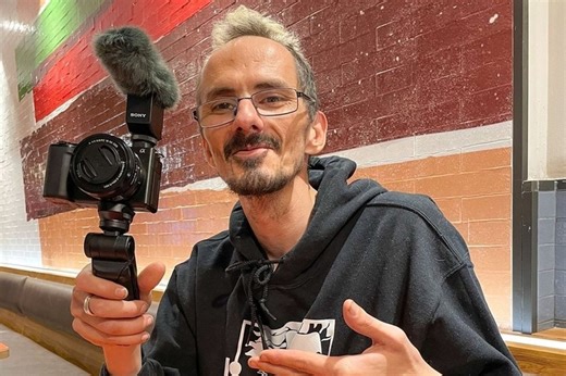 "Horreur absolue", violences et humiliations : ce que l'on sait de l'enquête sur la mort en plein stream de Raphaël Graven