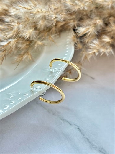 Gold/ Silver Hoop Clip-on Earrings: Minimalist Slim Creole for Non-pierced Ears, Gift for Sensitive Ears - Etsy