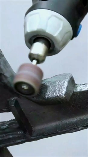 72K views · 501 reactions | I Tried the "Lazy" Cast Iron Restoration Method... (It Worked!) #beforeandafter #castiron | Rusty Shades Restoration | Facebook