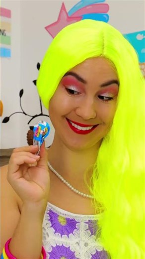 Tomato Surprise: The Ultimate Lollipop Prank!