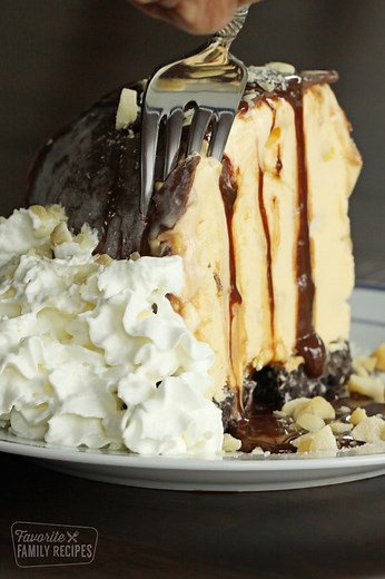 Duke's Hula Pie (Copycat Recipe)