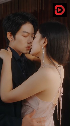 🎥 Jealousy is the best medicine for men!👀 🌟 The hit drama "Falling Into Temptation" is now streaming on DailyShort! 🎬 ✨ True couples are so sweet!👉 Download the DailyShort APP now on iOS and Android 🤖 https://dailyshort.go.link/fLzsj to watch the full drama and join the conversation. 👀 Follow us for the latest drama drops, exclusive behind-the-scenes glimpses, and tons of drama fun. Don't miss out on the magic! ✨ #曾辉 #zenghui #HanYuTong #韩雨彤 #Romance #ShortDrama #短劇 #CDrama #DramaLove #Bi