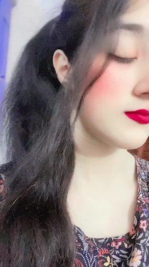 Hand Gesture Techniques: Expressive Art in Motion