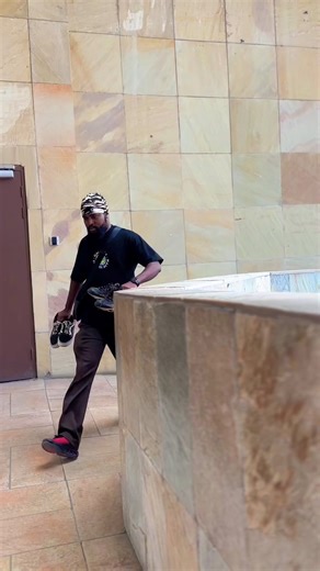 For all your shoe needs, visit us at Masa Center, CBD, Gaborone. @FME DJs 🇿🇦|🇧🇼 came through & got their sneakers washed🫧👌🏾 #tiktokbotswana🇧🇼tiktoksouthafrica🇿🇦 #tiktok #viral #fmedjs #fyp