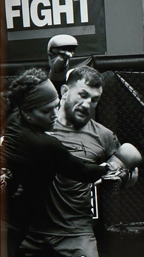 Gina Carano Training with UFC Champion Merab Dvalishvili Looks BRUTAL 😱 | Hungama Express