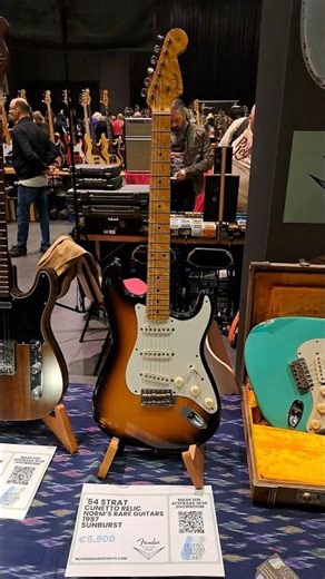 Norm's Rare Guitars Fender Stratocaster Cunetto Relic 1997 #fender #NeverEnoughStrats