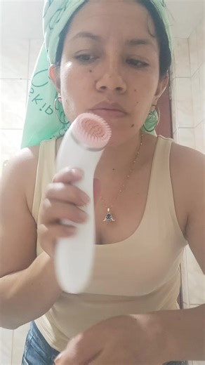 Está es la forma correcta de usar tu lumispa: por cuadrante (30 segundos por lado) si aún no tienes tu lumi , escribeme al 51 995415049🤩💕#lumispa #cuidadodelapiel #nuskin #dispositivosdebelleza #skincaretips