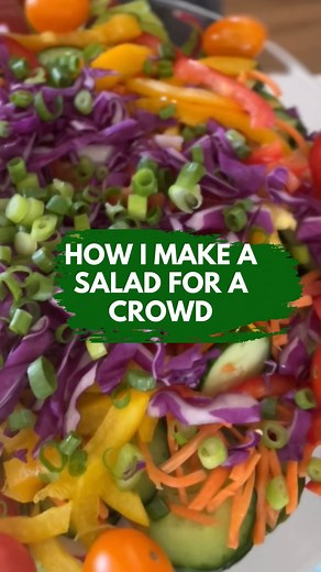 🥗 Making a salad sometimes may feel like a huge chore.⁣ ⁣ I love to bring salads to potlucks because 𝗮𝗹𝗹 𝗜 𝗵𝗮𝘃𝗲 𝘁𝗼 𝗱𝗼 𝘁𝗼 𝗽𝗿𝗲𝗽𝗮𝗿𝗲 𝗶𝘀 𝗹𝗼𝗼𝗸 𝗳𝗼𝗿 𝗰𝗼𝗹𝗼𝗿𝗳𝘂𝗹 𝘃𝗲𝗴𝗲𝘁𝗮𝗯𝗹𝗲𝘀 𝗮𝗻𝗱 𝗳𝗿𝘂𝗶𝘁𝘀 and I can have a very appetizing dish ready in a flash.⁣ ⁣ Here’s the recipe for this one👇⁣ ⁣ 𝗖𝗼𝗹𝗼𝗿𝗳𝘂𝗹 𝗦𝗮𝗹𝗮𝗱 𝗳𝗼𝗿 𝗮 𝗖𝗿𝗼𝘄𝗱⁣ ⁣ 𝘚𝘦𝘳𝘷𝘦𝘴 𝟹𝟶⁣ ⁣ 🥙 𝗜𝗻𝗴𝗿𝗲𝗱𝗶𝗲𝗻𝘁𝘀:⁣ ⁣ •3 heads of romaine, chopped⁣ ⁣ •2 cups Power greens⁣ ⁣ •1/2 cup shredde