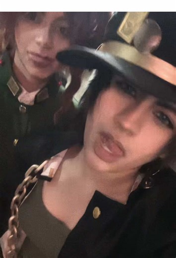 dat not me 😳 || #jjba #jjbacosplay #jojosbizarreadventure #kakyoin #jotaro