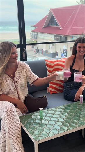 Upgrading your vodka-sodas with Dropz. 🙌🏼