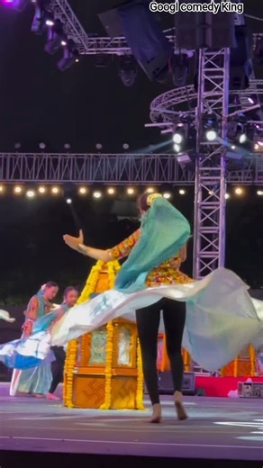 Chandaliyo ugyo Re Gujarati song part-1 #dance #girlsdance #girlsgroupdance #shorts #garba