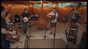 Please share this live performance of Wheels Up, recorded at The Farmette in Lyons, CO before our RockyGrass set. The band is Sierra Hull, Bryan Sutton, Justin Moses, Michael Cleveland & Flamekeeper & Mark Schatz Music. Listen to the album track here: http://hyperurl.co/WheelsUpMBH | Béla Fleck